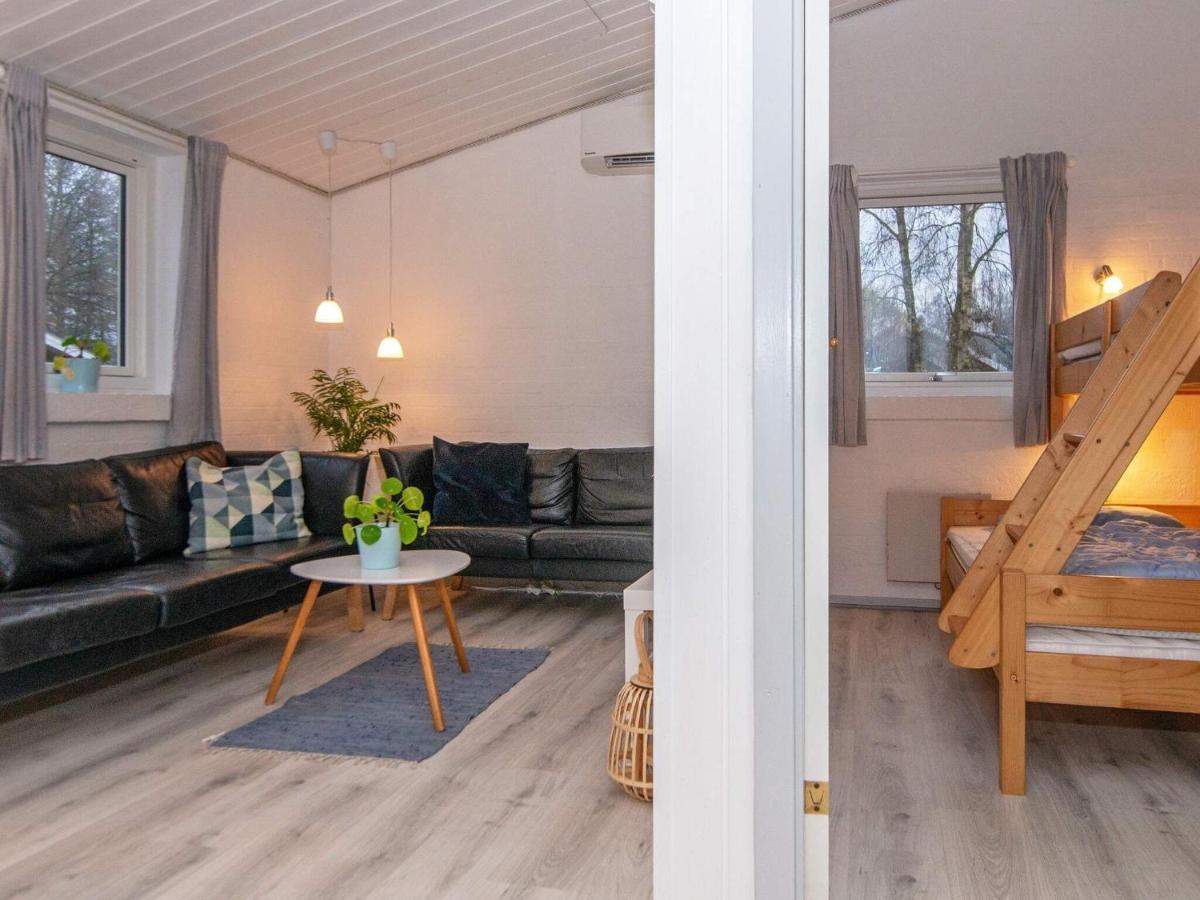 7 Person Holiday Home In Rsted Каре Экстерьер фото
