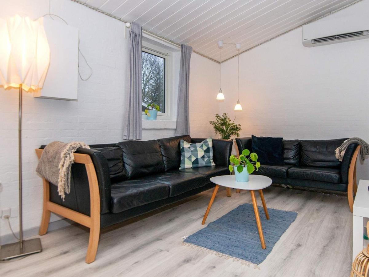 7 Person Holiday Home In Rsted Каре Экстерьер фото