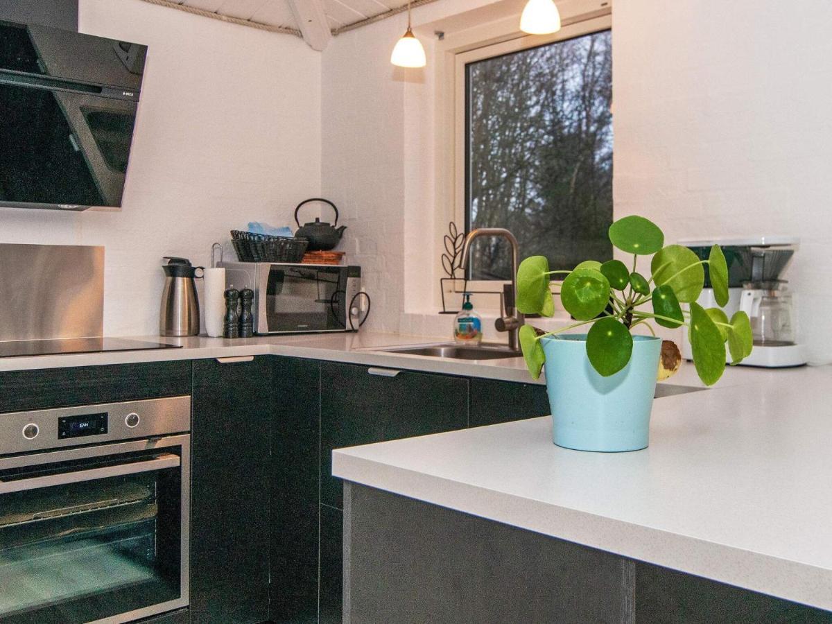7 Person Holiday Home In Rsted Каре Экстерьер фото