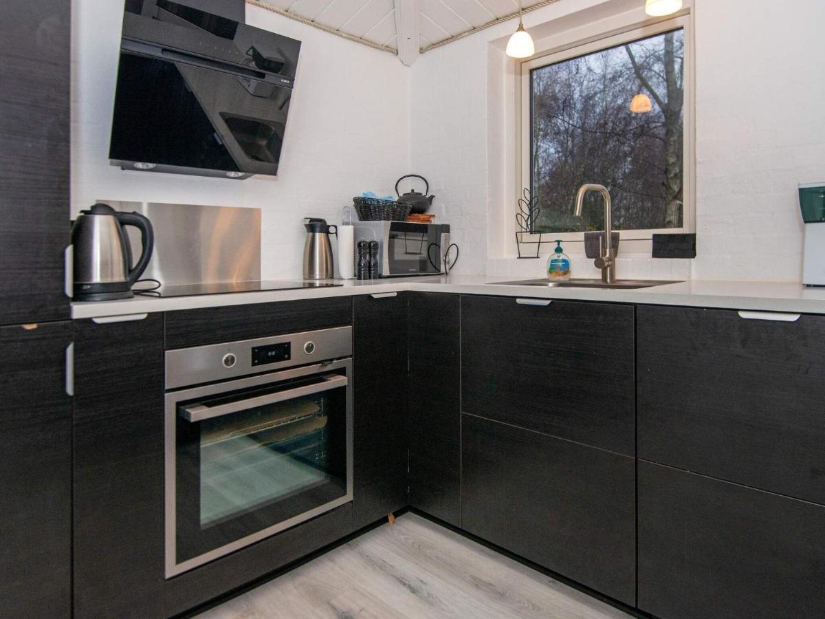 7 Person Holiday Home In Rsted Каре Экстерьер фото