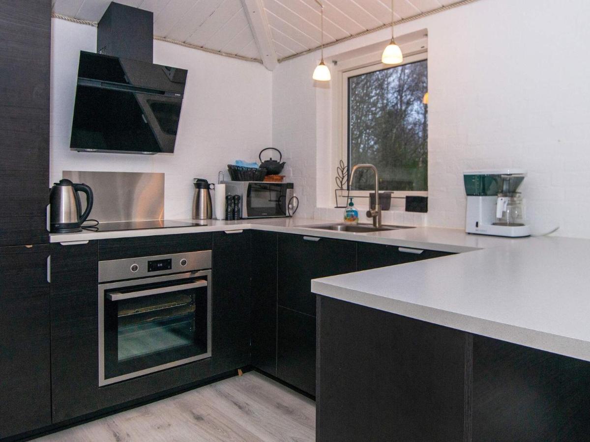 7 Person Holiday Home In Rsted Каре Экстерьер фото